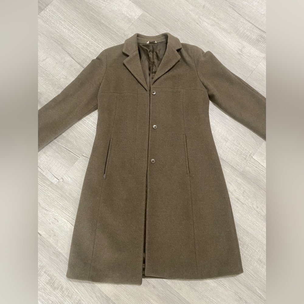 Elegant Brown Women's Coat
